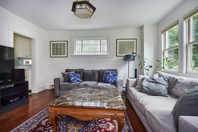 Living room - Room available in beautiful fully furnished house steps from campus
