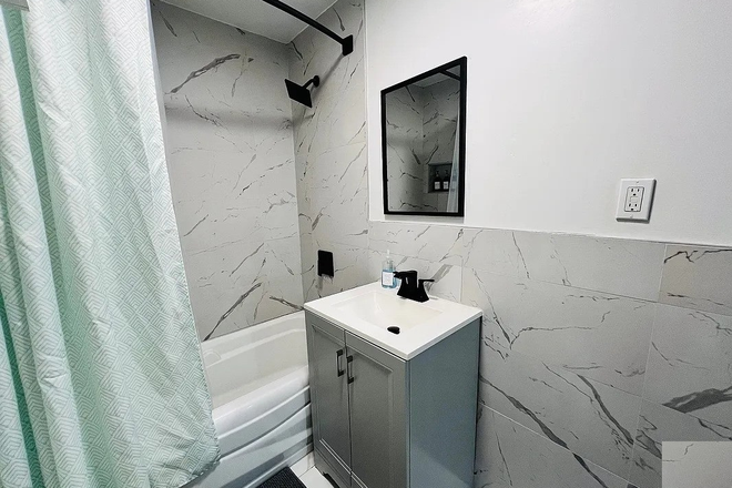 Bathroom - 84 W Concord St
