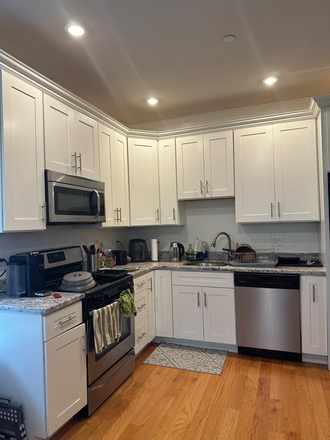 kitchen - Apartment in Cambridge