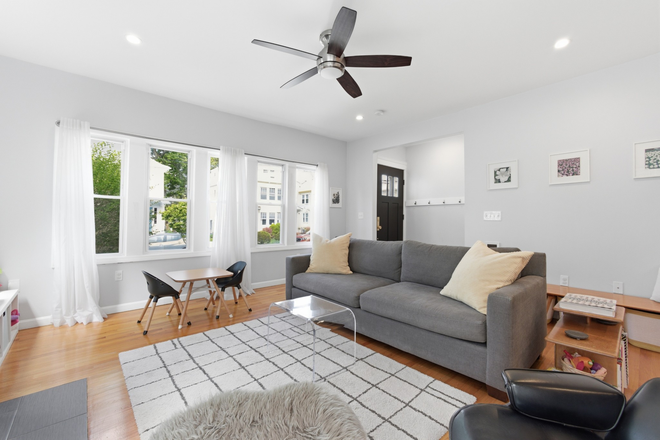 living room - 2 Bedroom Condo seconds from Brown Stadium, close walk to Miriam hospital