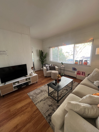 Full Living Room - College Place Apartments