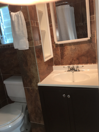 Bathroom Sink - Cottage/Studio