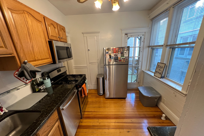 kitchen - Sunny Brighton 2 bed for June 1 - NO FEE! Apartments