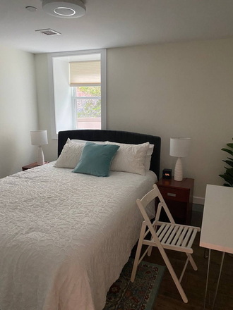 Bedroom - Fully furnished, pleasant room in cottage close to campus, Green line (B Rental