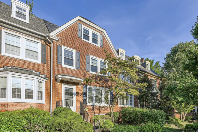 Building - Welcome to 3931 Canterbury Road Townhome