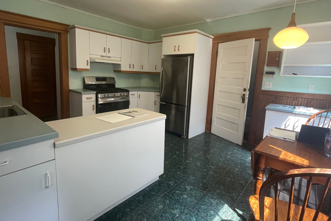 kitchen - 3-4 Bedroom Apartment