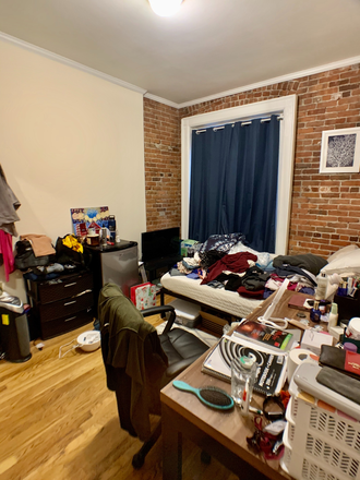. - Bedroom for rent at 409 Marlborough St. Available 9/1/26. No broker fee Apartments
