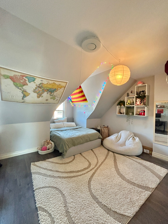 Bedroom - [5-Min Walk/CN Tower View] 1 Furnished Bedroom Summer Sublet