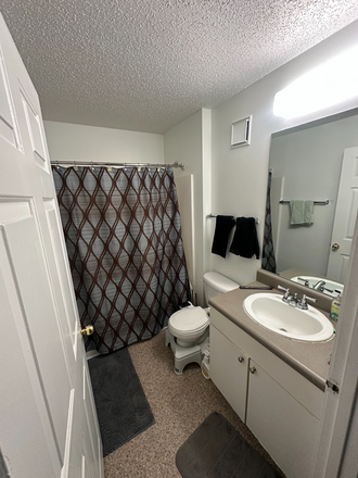Bathroom - The Courtyards at UMD Apartments
