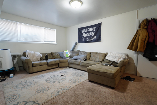 1 - SEPT 2026-Sweet Allston 3  bed/1.5 bath, H/HW inc. Big Rooms-No Broker Fee Apartments