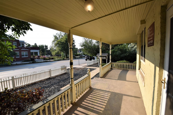 . - 2927 N. Broadway St. Townhome