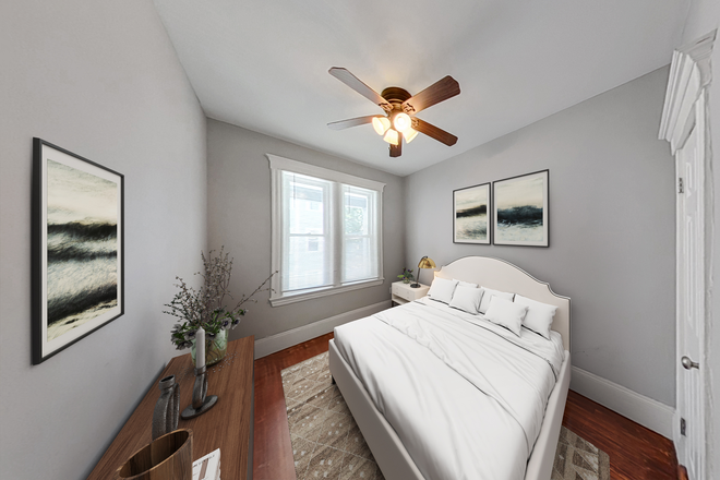 - - UPDATED 5 BED/ 2 BATH ON PARKER STREET AVAILABLE 09/01 Townhome