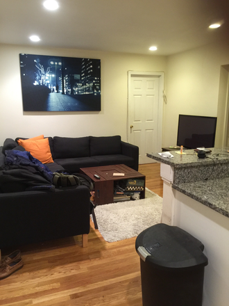 hubrealtyproperties.com - No realtor fee, Packards corner, large 4 bedroom condo with updated kitchen and bath for 9/1/26