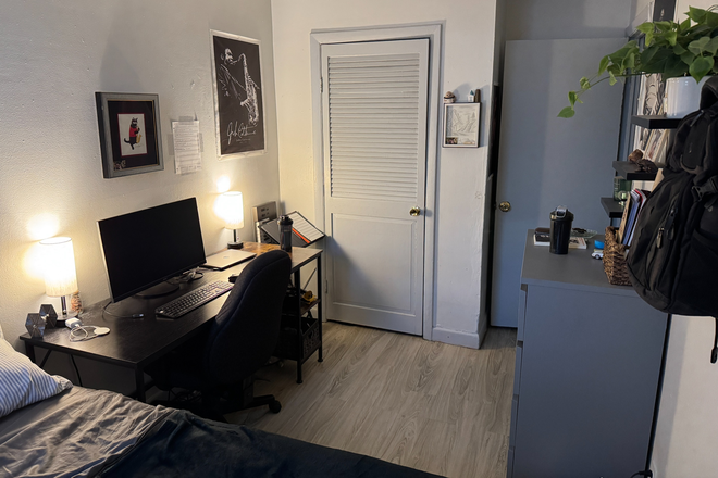 Bedroom 1 - Apartment close to Campus