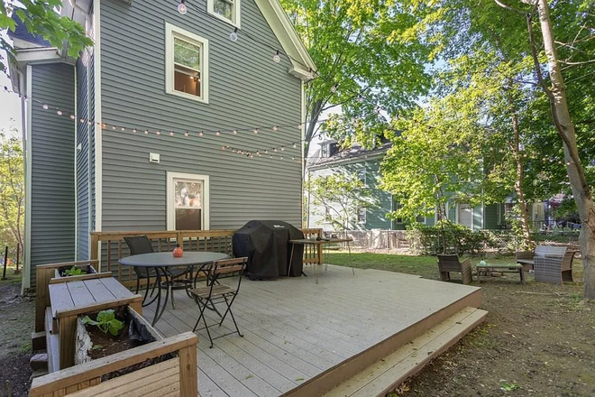 Bedroom 1 - large bay window room - 2 Rooms in 5BR/2BA Jamaica Plain Apt - 15 min to Northeastern - $1,100 private / $550 shared