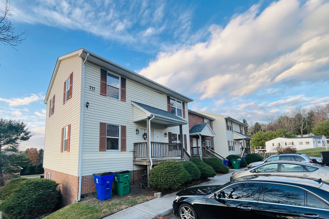 Photo - 2 Bedroom, 1 Bath Apartment