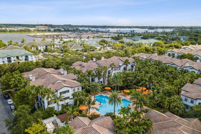 Overview - Amli Toscana Place