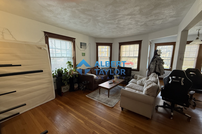 Living Area - Very Large 3Bed in 2-Family House! Super Convenient to Campus!