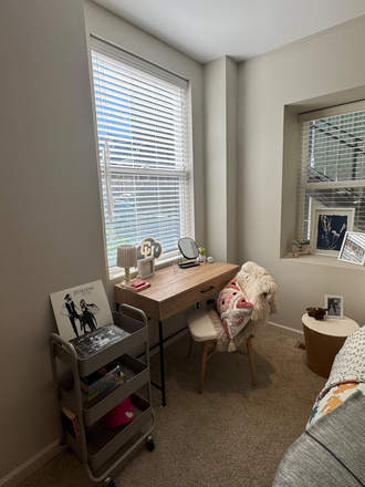 Bedroom - Sublease Available - 4 Bed Apt in Prime Location on the Hill