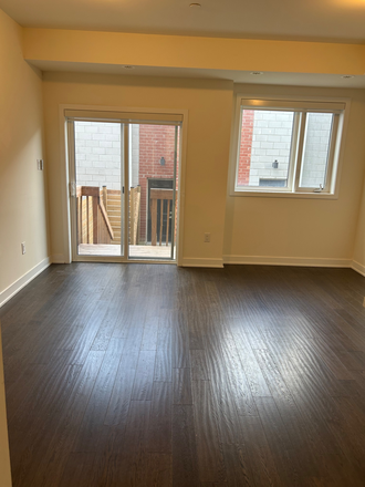 Living area - Luxury one-bedroom rental Townhome