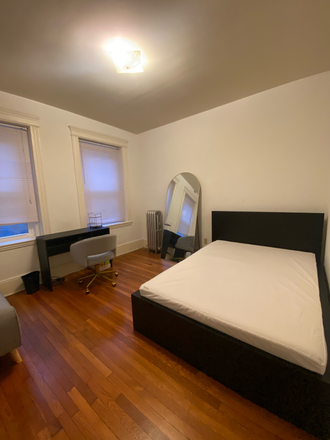 Bedroom #1 - NEED 2 SUBLETS FOR SUMMER 2025 - 2 bed near Isabella Gardner Museum Apartments