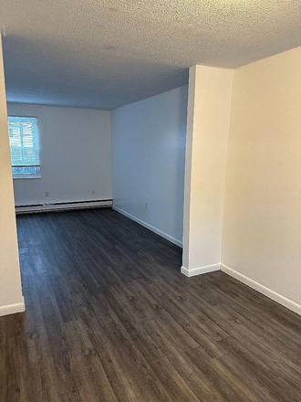 Dining Room - 252 West St. Amherst, MA Condo