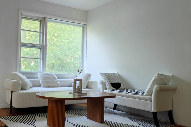 Living Room/Space - FULLY FURNISHED 5BR/2BA - 9717 48th PL College Park