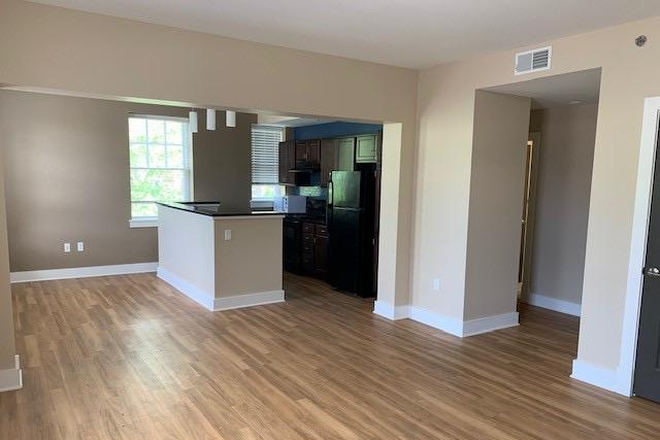 This is the living area. It does not have a couch but its very comfortable, has chair and kitchen - Spacious 2b2b apartment close to Delmar