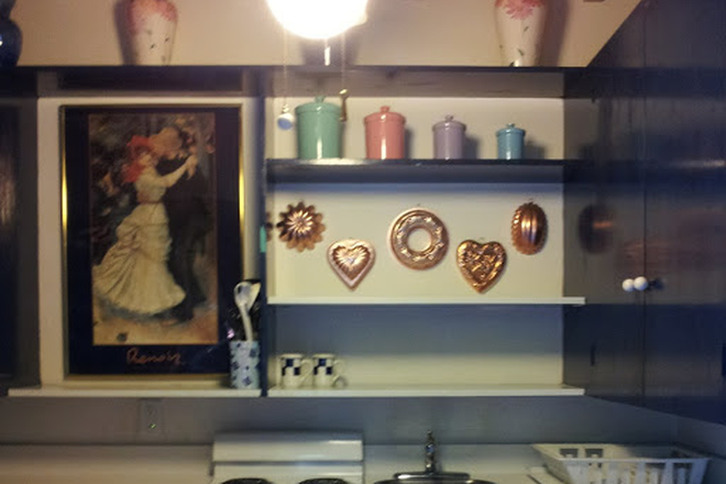 Kitchen - STUDIO APT/Pinecrest/6940 SW 112th St.