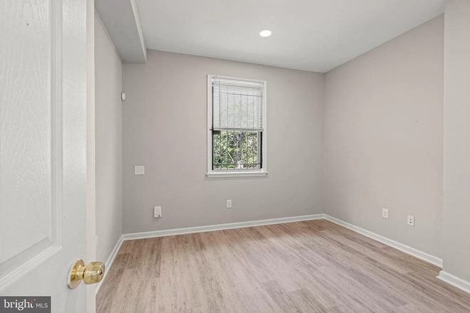 room picture1 - 1433 West Norris St Unit#A