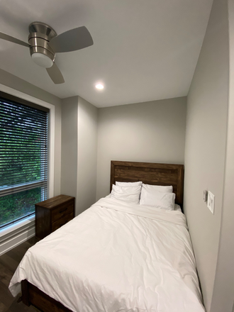 Front Room - Queen bed - 2526 Alter St - Tranquil Terrace Townhome