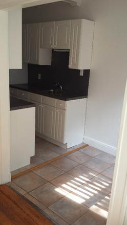 - - Close to Campus! No Broker Fee! Studio w/ Heat & Hot Water Included, Laundry in Building Apartments