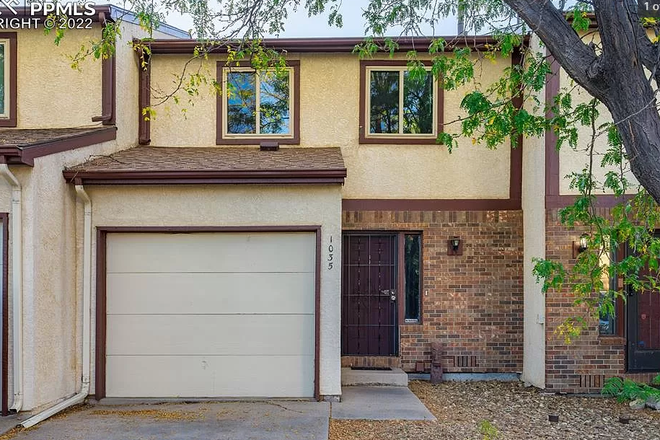 Exterior - Large Private Bedroom Near UCCS!