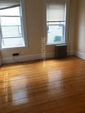 ... - HEART OF MISSION HILL 4 BED W/ PORCH Triplex
