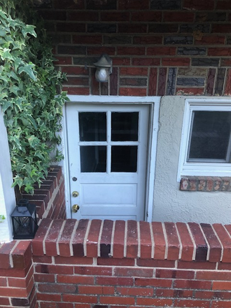 Private entrance - Basement apartment