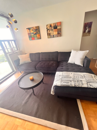 Living Room - Looking for 3rd roommate
