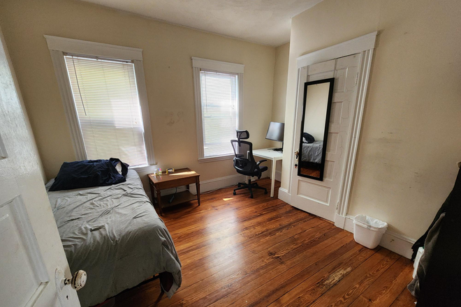  - Furnished Room near HARVARD UNIVERSITY and MIT/KENDALL