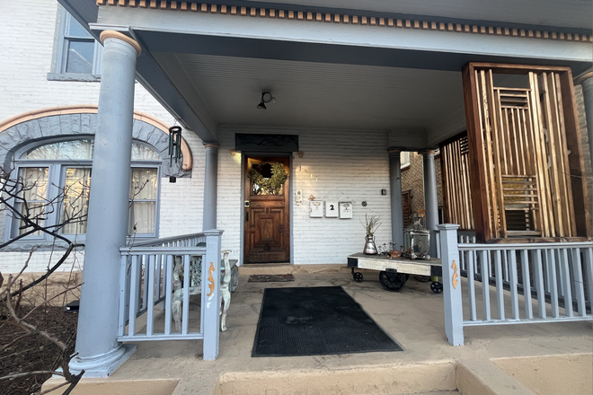 Front porch - Spacious & Sunny + Furnished 1BR |  Covered parking | Congress Park | 5 min walk to Cheesman