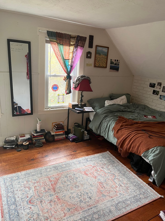 Bedroom - House 5 Min from Campus, Spring Sublet + Lease Extension Opportunity