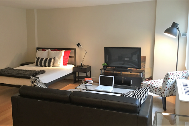 Photo - Hamilton House