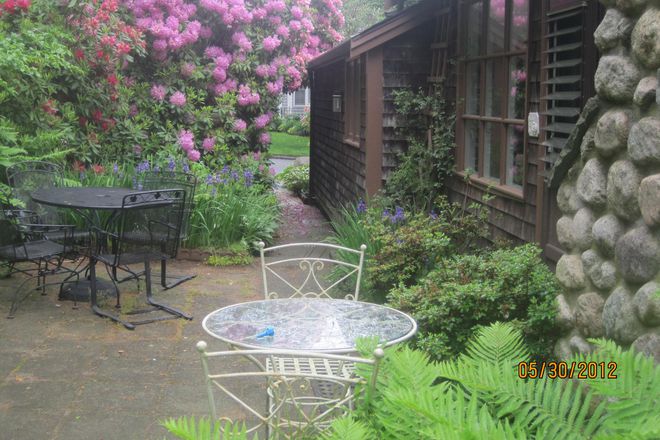 View of exterior and patio - Quiet, Convenient House