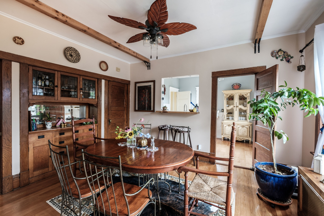 Dining room 1 - Upper-level duplex unit: 2 bed; 1 bath. Walkable neighborhood! Available 2026-7 SCHOOL YEAR Duplex