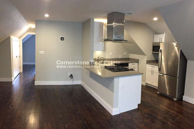 kitchen - Updated Top Floor 3 Bedroom 1 bathroom with AC &  W/D