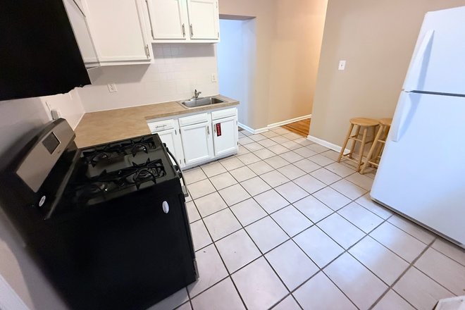 Kitchen - 4 Lrg Bedrooms/ 2 Full Bath- 1st Fl Apt- HUGE Living Room- Lots of Amenities! Avail Aug 1st, 2026
