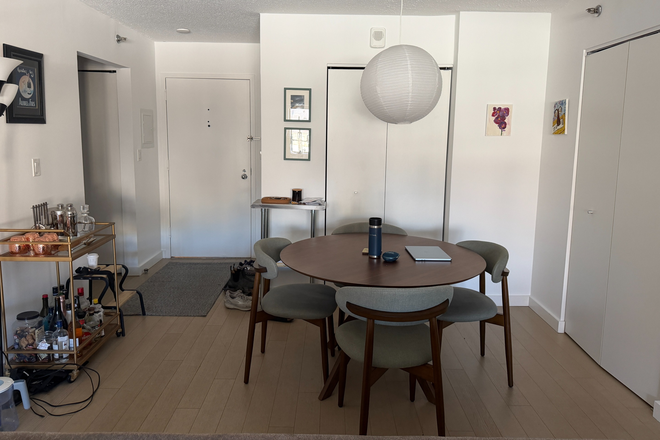 Dining Area - Devonshire Apartments