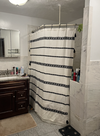 Bath - (09/01/2024) HUGE 2 BED/ 1 BATH, 6 MIN WALK TO NEU!!! NATURAL LIGHTING! Townhome