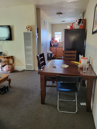 Living Rm into Kitchen - 1936 Bonita -- 3 BDR + 2 BATHS / UPSTAIRS 1350 Sq Ft Apartment