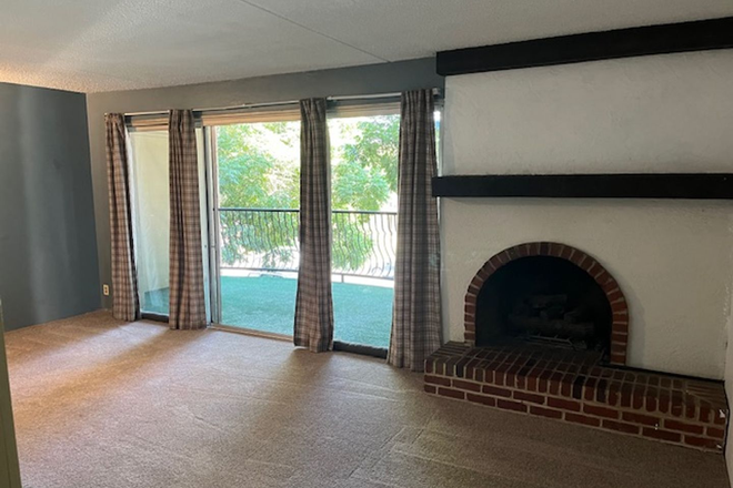 living room - Spanish Towers 2 bedroom corner unit Condo