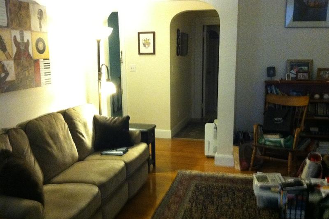 Livingroom - BACK BAY COMMONWEALTH  AVE - FAIRFIELD ST MOVE IN **MAY 1ST** Apartments