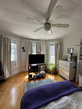Bedroom - 4 Bedroom - Oak Square Brighton, MA Apartments